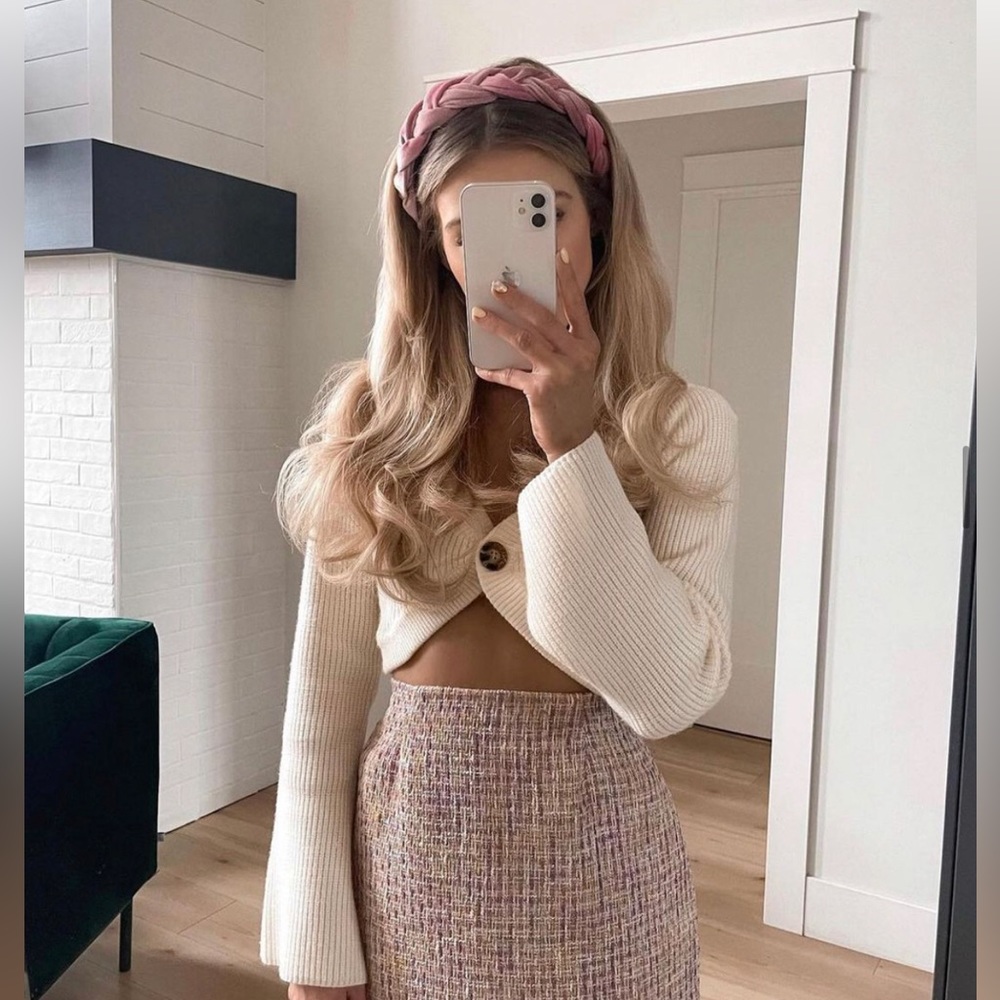 Cream Off-the-Shoulder Cropped Cardigan Sweater